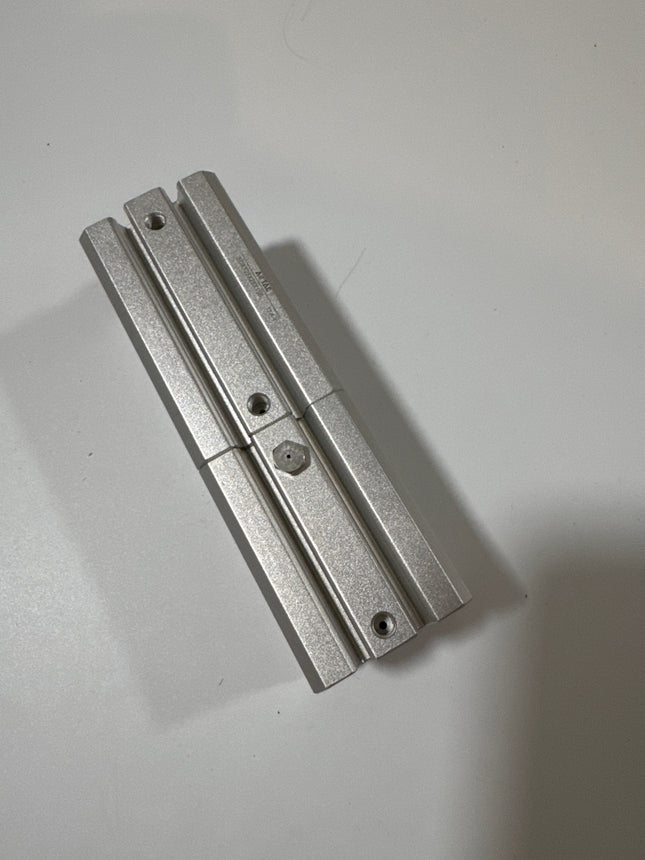 Airtac  SDA series: double acting multi-position cylinder  - SDAT25X25X15S