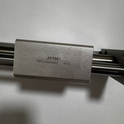 Airtac RMTL: Guided rodless cylinder,magnetic coupled/ball bearing - RMTL20X800SAT