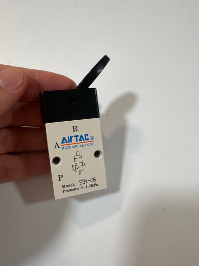 Airtac S3Y-06: Manual Valve. 3 Way - S3Y06