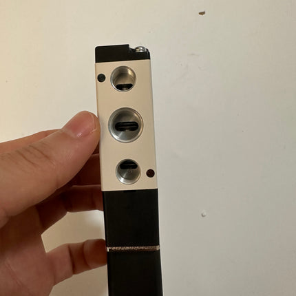 Airtac 4V210-08: Solenoid Air Valve - 4V21008CG-W