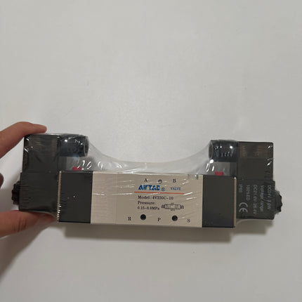 Airtac 4V330C-10: Solenoid Air Valve - 4V330C10B