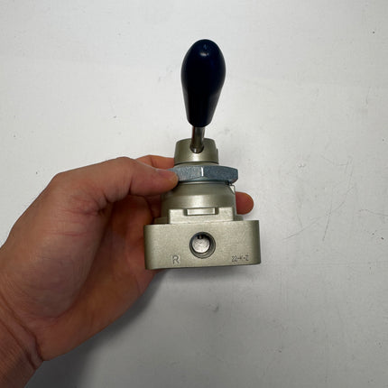 Airtac 4HV210-08: Hand Valve. Rotary Style - 4HV21008S