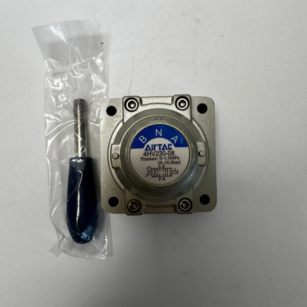 Airtac 4HV230-08: Hand Valve. Rotary Style - 4HV23008