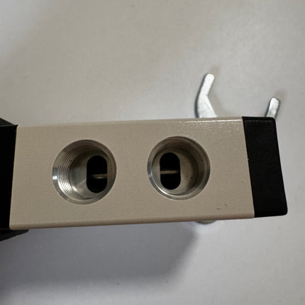 Airtac M5HS210-08: Manual Valve. 5 Way - M5HS21008B