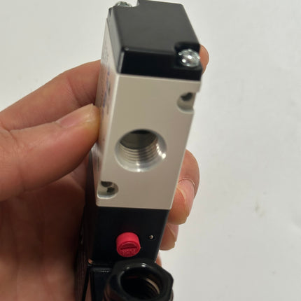 Airtac 3V210-08-NC: Solenoid valve(3/2 way) - 3V21008NCFT