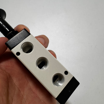 Airtac 4L210-06: Push Pull Valve. 5 Way - 4L21006T