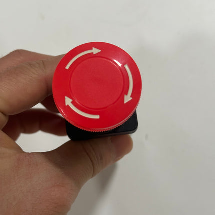 Airtac M5PL210-08: Manual Valve. 5 Way - M5PL21008T