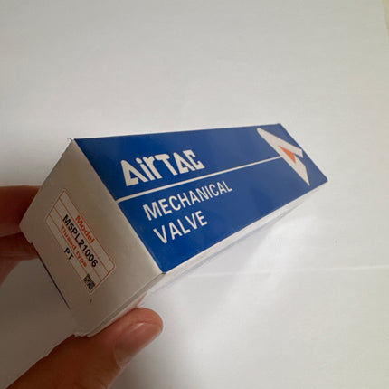 Airtac M5PL210-06: Manual Valve. 5 Way - M5PL21006
