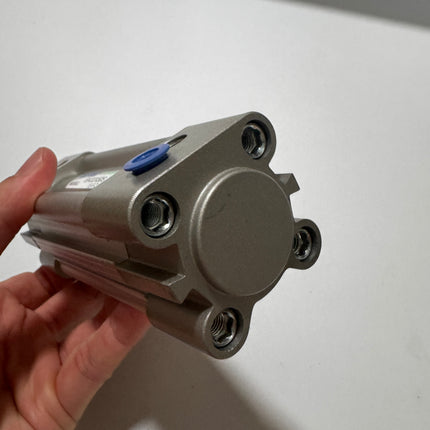 Airtac SAI: Standard Air Cylinder. Double Acting - SAI32X50S