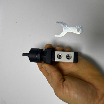 Airtac M3HS110-06: Manual Valve. 3 Way - M3HS11006BG