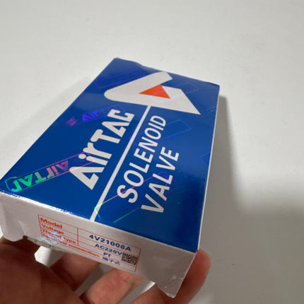 Airtac 4V210-08: Solenoid Air Valve - 4V21008A