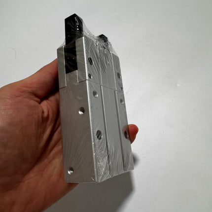 Airtac  HFR series: open and close type pneumatic finger  - HFR25
