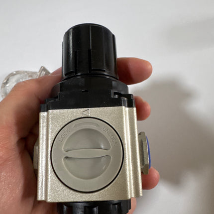 Airtac GAR200: Air Pressure Regulator - GAR20008S