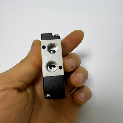 Airtac 3A110-06: Air Pilot Valve. 3 Way  - 3A11006NCG