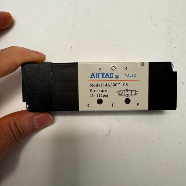Airtac 4A230C-08: Air Pilot Valve. 5 Way - 4A230C08T