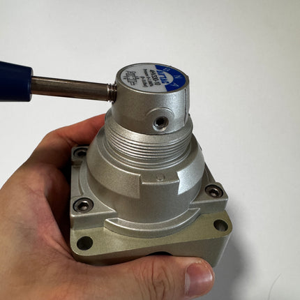 Airtac 4HV330-10: Hand Valve. Rotary Style - 4HV33010