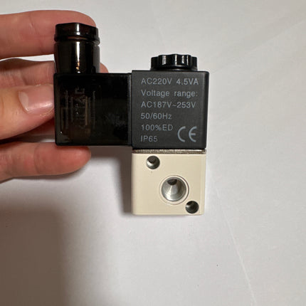 Airtac 3V1-06: Solenoid Air Valve - 3V106A