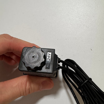 Airtac 2P0250-08: 2 Way Solenoid Valve. Plastic - 2P02508EIG