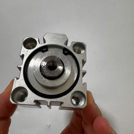 Airtac SDAD: Compact cylinder,double rod - SDAD40X15