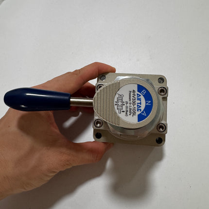 Airtac 4HV330-10: Hand Valve. Rotary Style - 4HV33010SLT
