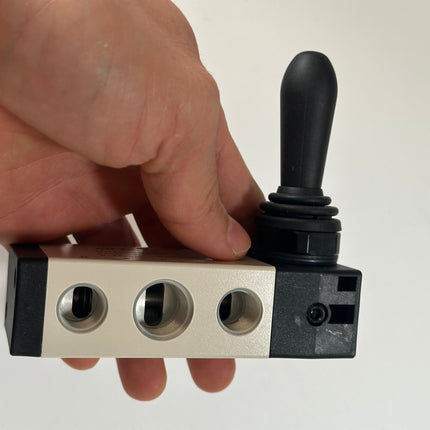 Airtac 4H330C-10: Hand Valve. Toggle Style - 4H330C10T
