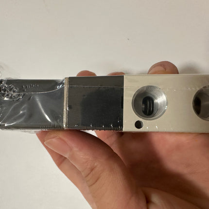 Airtac 3V210-08-NC: Solenoid valve(3/2 way) - 3V21008NCC