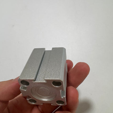 Airtac SDA: Compact Cylinder,Double Acting - SDA20X20