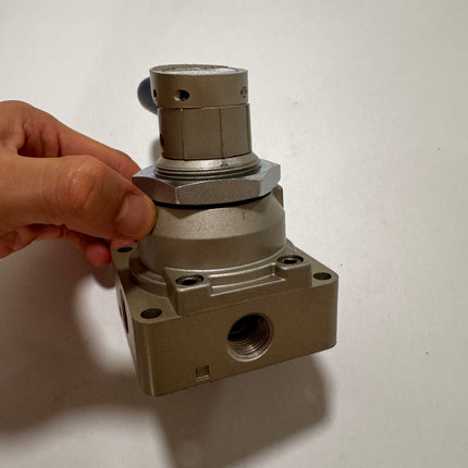 Airtac 4HV330-10: Hand Valve. Rotary Style - 4HV33010SLT