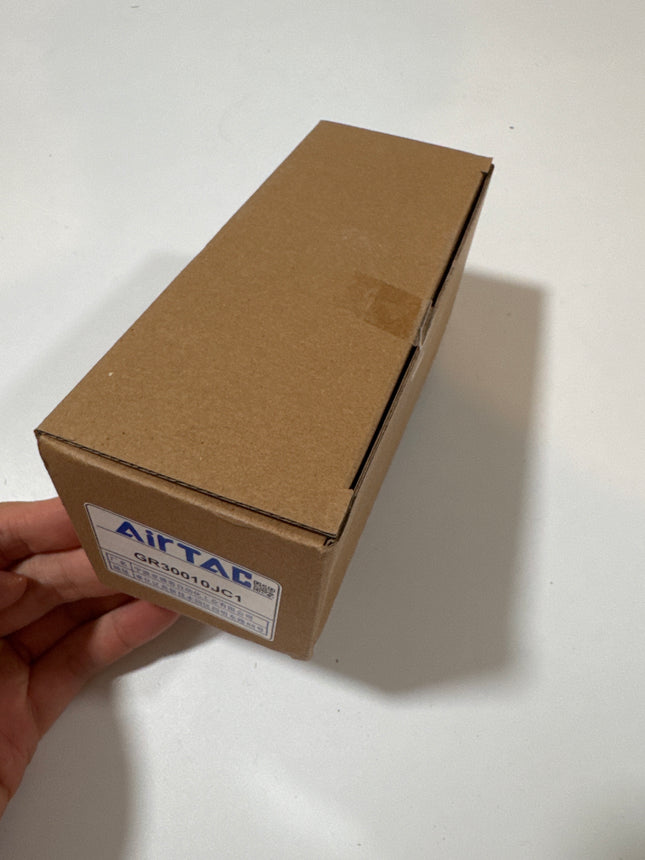 Airtac  GR series: pressure regulating valve  - GR30010JC1