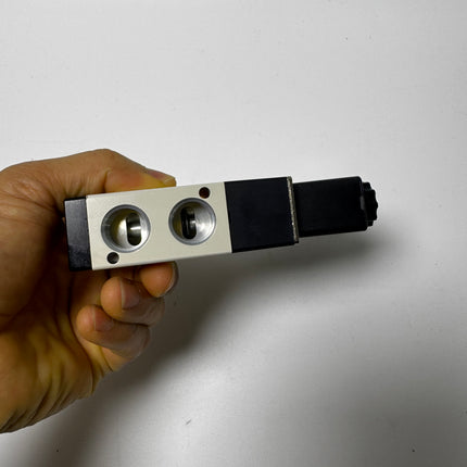 Airtac 3V310-10-NC: Solenoid valve(3/2 way) - 3V31010NCBT
