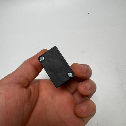 Airtac M3L210-08: Manual Valve. 3 Way - M3L21008