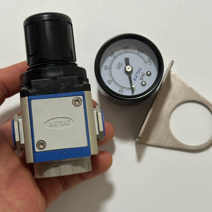 Airtac  GR series: pressure regulating valve  - GR20008C2