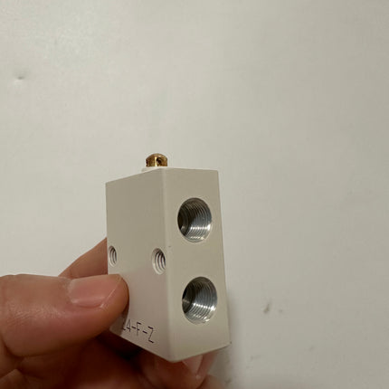 Airtac S3B-06: Manual Valve. 3 Way - S3B06