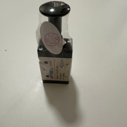 Airtac 3L210-08: Push Pull Valve. 3 Way - 3L21008