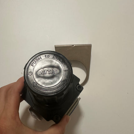 Airtac GAR600: Air Pressure Regulator - GAR60025ST