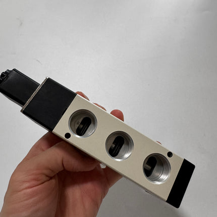 Airtac 4V410-15: Solenoid Air Valve - 4V41015BG-W