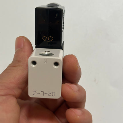 Airtac 3V1-06: Solenoid valve(3/2 way) - 3V106CT