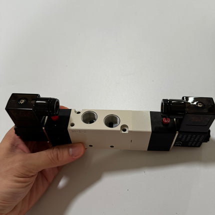 Airtac 4V330C-10: Solenoid Air Valve - 4V330C10AG-W