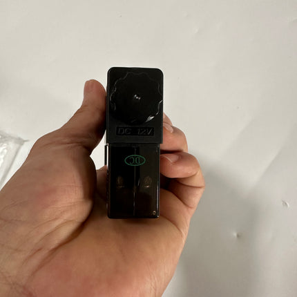 Airtac 4V220-08: Solenoid Air Valve - 4V22008FG