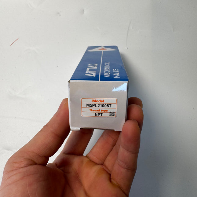 Airtac M5PL210-08: Manual Valve. 5 Way - M5PL21008T