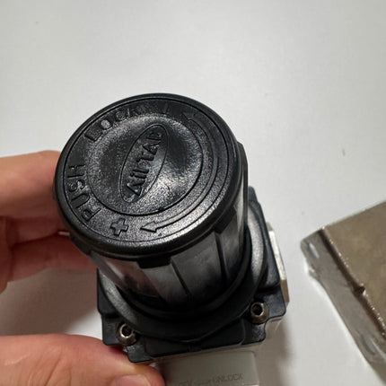 Airtac GAR300: Air Pressure Regulator - GAR30010SG