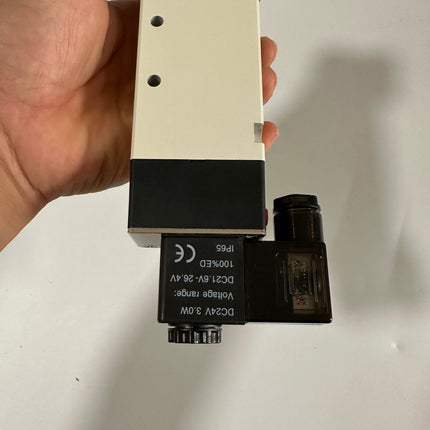 Airtac 4V420-15: Solenoid Air Valve - 4V42015B