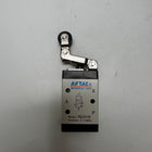 Airtac M3L210-08: Manual Valve. 3 Way - M3L21008