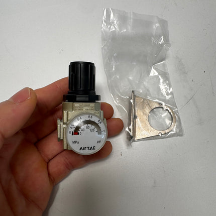 Airtac  GAR100 series: pressure regulating valve  - GAR100M5S