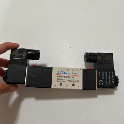 Airtac 4V230C-08: Solenoid Air Valve - 4V230C08BG-W