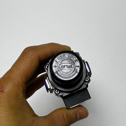 Airtac  GFR Series: Pressure regulating filter  - GFR20008MJF3WT