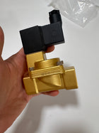 Airtac 2W200-20: 2 Way Solenoid Valve - 2W20020AT