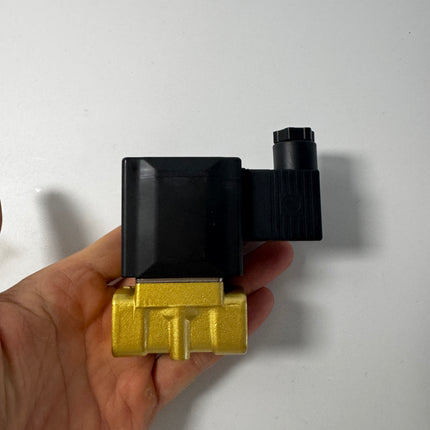 Airtac 2W050-10: 2 Way Solenoid Valve - 2W05010FT
