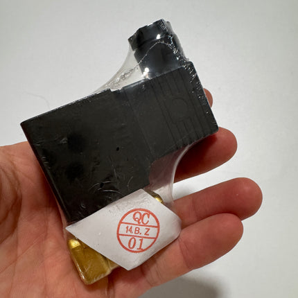 Airtac 2WH030-08: 2 Way Solenoid Valve - 2WH03008E
