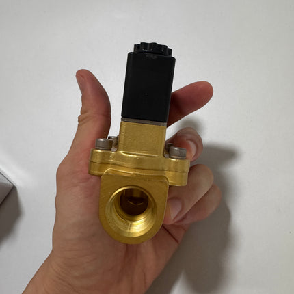 Airtac 2V130-15: 2 Way Solenoid Valve - 2V13015BT